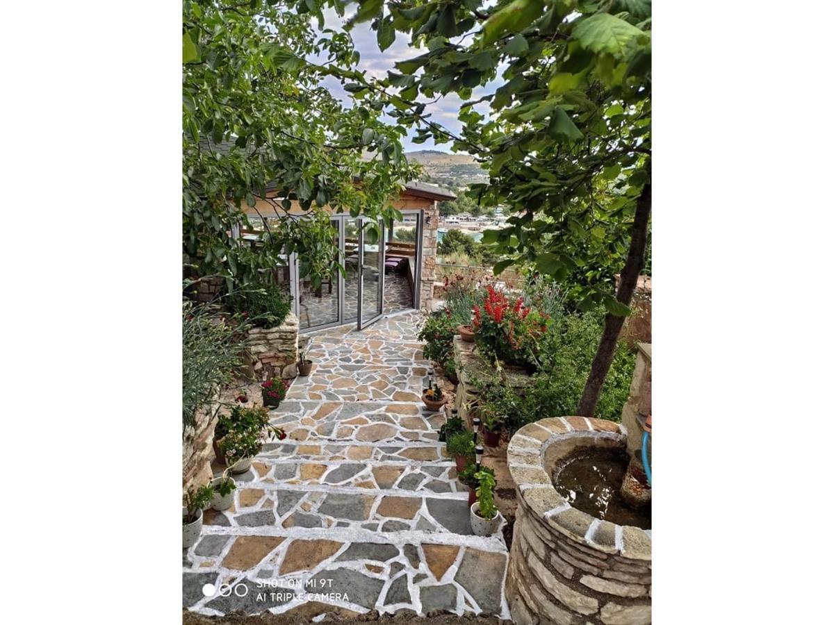John'S Guesthouse Ksamil Dış mekan fotoğraf