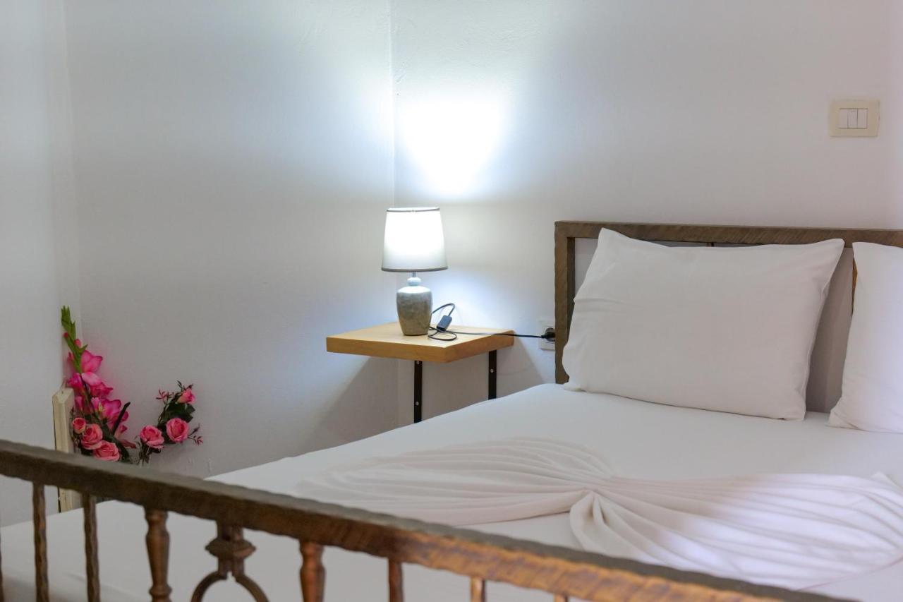 John'S Guesthouse Ksamil Dış mekan fotoğraf