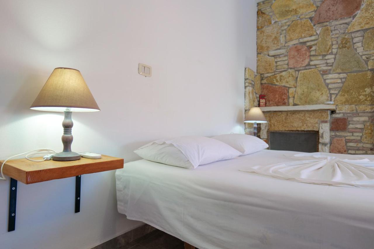 John'S Guesthouse Ksamil Dış mekan fotoğraf