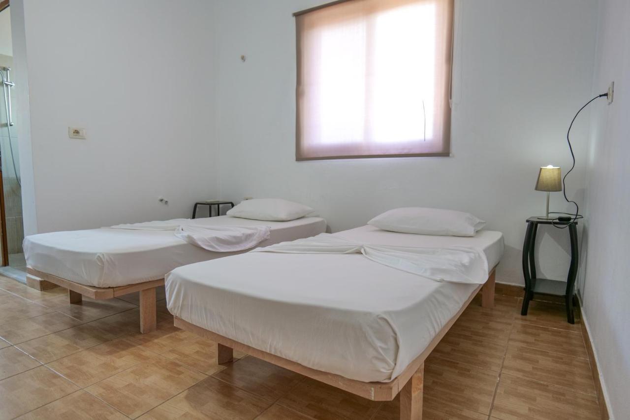 John'S Guesthouse Ksamil Dış mekan fotoğraf