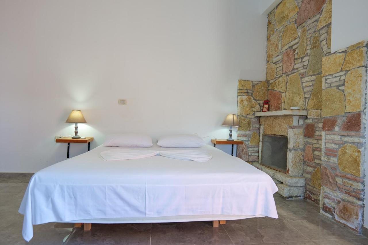 John'S Guesthouse Ksamil Dış mekan fotoğraf