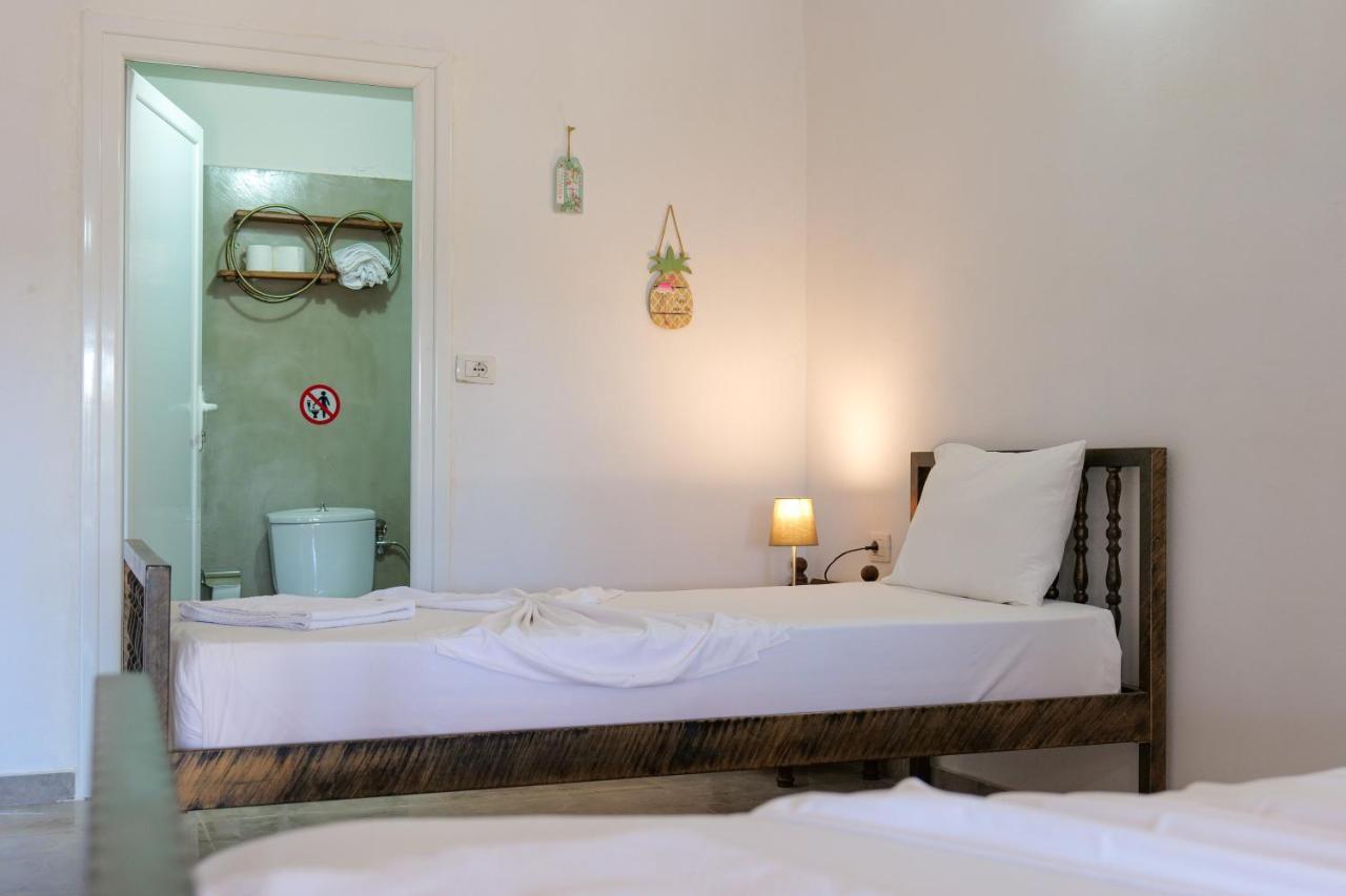 John'S Guesthouse Ksamil Dış mekan fotoğraf