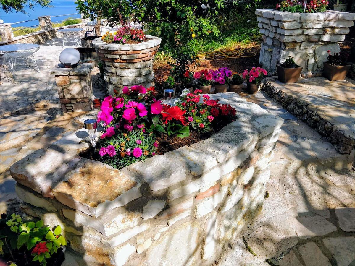 John'S Guesthouse Ksamil Dış mekan fotoğraf